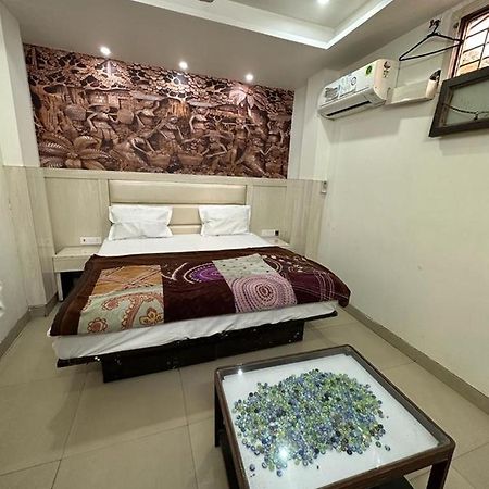 Hotel Aditya Inn Near New Delhi Railway Station Main Bazar Exterior foto